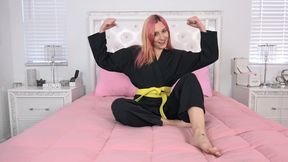 YOUR KARATE GIRLFRIEND DAISY (4K)