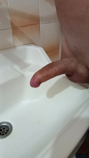 Pissing and jerking my dick