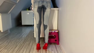 Desperate Pee in Jeans in Kitchen next He Pee on My Ass Tits and in Mouth