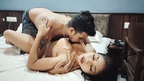 Room Service Guy Had Sex After Seeing Girl Alone In Hotel Hindi Audio