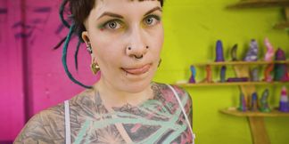 Z-FILMZ TOYWALL TATTOO Girl Toy Testing