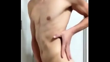 Cute Twink Wants You To Come And Get It ( Camguysworld.com )