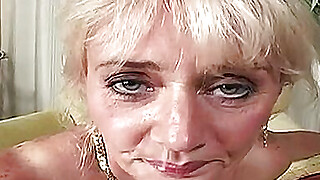bonobo granny swallows