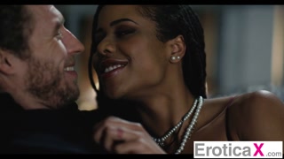 KIRA NOIR Passionately Fucked After Night Out with Lover - EroticaX