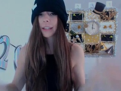 Brunette Solo Webcam Masturbation