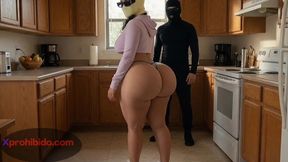 Petite Big Ass Girl Twerking Her Enormous Ass in Bedroom