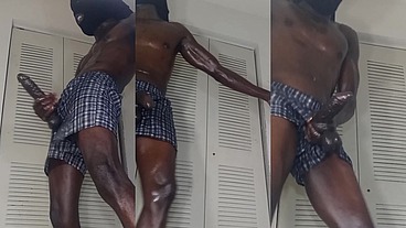 Sexy BBC jerking