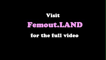 Trap housemaid masturbating passionately