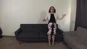 Housewife Frozen and posed