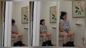 Chatting Dumping Peeing 2 clips on 1