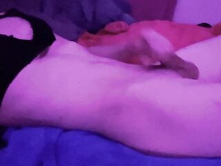 Hung trans hotty crankin' her hog