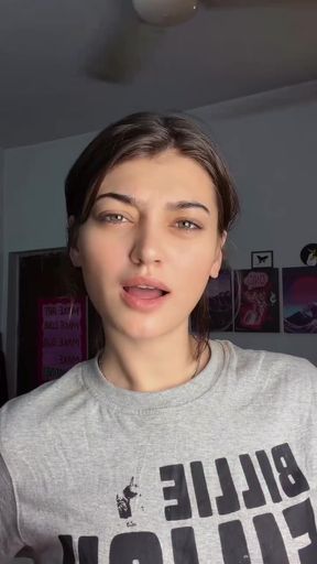 Muslim Pakistani whore takes it like a pro
