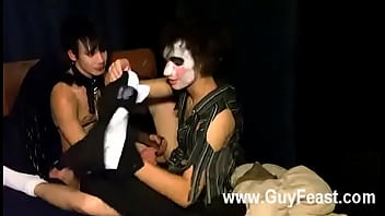 Gay porn This clip is a bit weird with the outfits but it was a suit