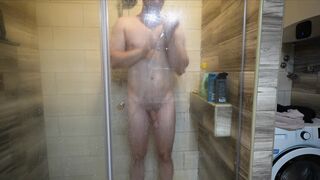 I am 190 cm.. See me taking bathroom