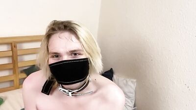 Masked blonde sissy ties up himself in this BDSM webcam show