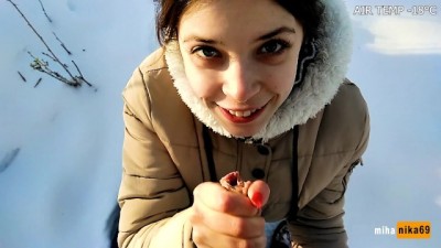 Extreme blowjob in the park. Air temperature -15°C