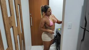 i got stuck in the washing machine and asked my stepson for help, the son of a bitch ended up fucking me and came inside my ass. luna oliveira e vagninho