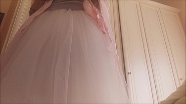 monia is getting married, you can't try it that way