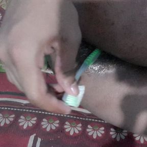 Tuth brash sex with coconut oil Bangladeshi hot boy