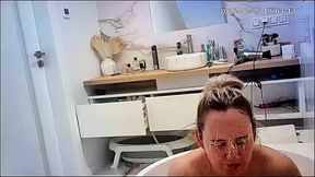 Mom in the bath
