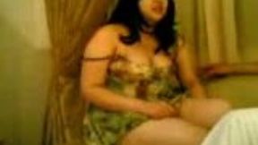 Chubby Arabic woman agrees to have anal sex on cam