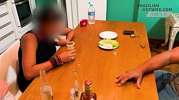 RECEBENDO O COMEDOR NA INTIMIDADE DO NOSSO LAR – MENAGE 13
