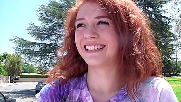 Alice Green Blowjob and Handjob Makes Isiah Maxwell Cum