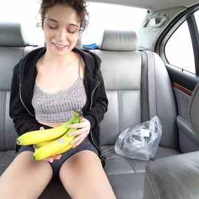 TEEN stuffs WET&amp; TIGHT pussy with BANANE!!!! -LinaLynn