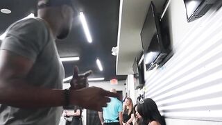Blondie's Wet Pussy - Barbershop Sex Adventure