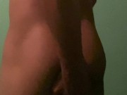 Mi culo virgen no aguanta mis dildos y me saco la leche