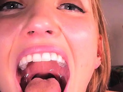 Foot Tongue Mouth and Vore - Riley'S Sexy Mouth, Tongue,