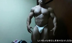 Bodybuilder P pi P lermo rare webcam show