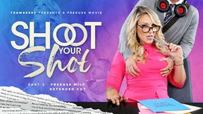 😈MYLF Boss Charley Hart&#039;s Office Incentive: Letting Employees Freeuse Fuck Her