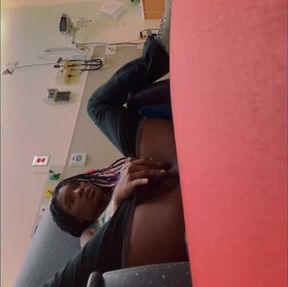 Unexpected Hospital Encounter: Watch as She Delivers a Shocking Surprise!