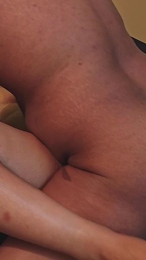 My Brother-in-law Come Into My Room and Fucked Me Before I Go to the Market.