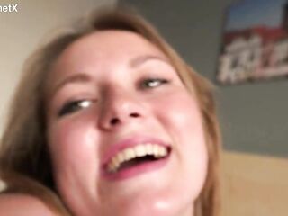 AMATEUR CASTING IN A CHEAP HOTEL ROOM