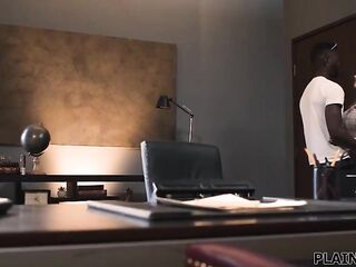 Marriage counselor Cubbi Thompson has a secret affair with the spouse.The large boobs small honey deepthroats and is titfucked by his large ebony shlong