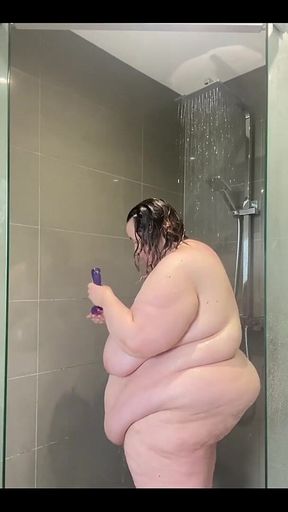 Walk in Showers Just Hit Differently