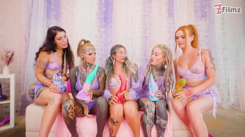 Squirt Mayhem&ndash_ 5 Girls Drench &amp_ Play with Anal Toys, Gapes, Prolapse &amp_ ATM