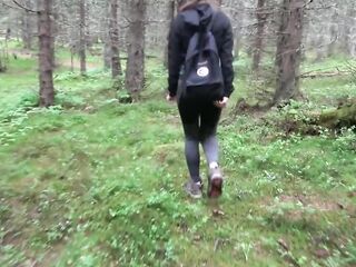 Hiking adventures screwing buble ass next to the tree in public park with cumhot on her butt