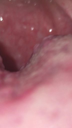 Uvula Play: Deep Mouth Close?up