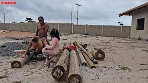 CARPINTEIRO VAI RECEBER O PAGAMENTO E TEVE UMA SUPRESA DAS DONAS DA OBRA