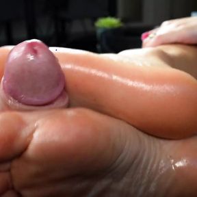 Dirty Talk Footjob, Solejob with long toenails ends with cum on Soles