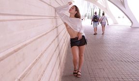 braless cassandra -walks-with-her-breasts-exposed-and-gets-very-excited