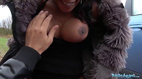 British Ebony Queen Kiki Minaj Fucked Outside