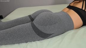 01 Beautiful Princess, juicy ass and great leggings (mobil)