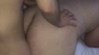 Jóvenes gorditos gays blancos de talla grande follados analmente