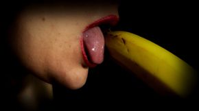 Erotic oral play with banana - Agata Anallove