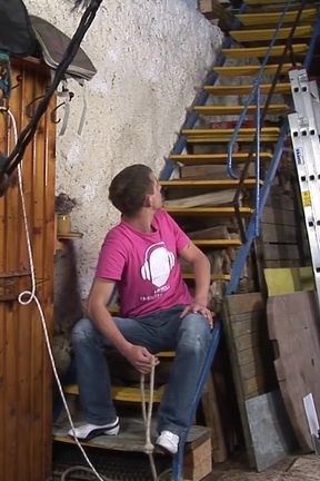 Exclusive video Bareback: Hot guys share cum after big cumshot