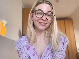 5 Sissy Tasks to Perform at Home